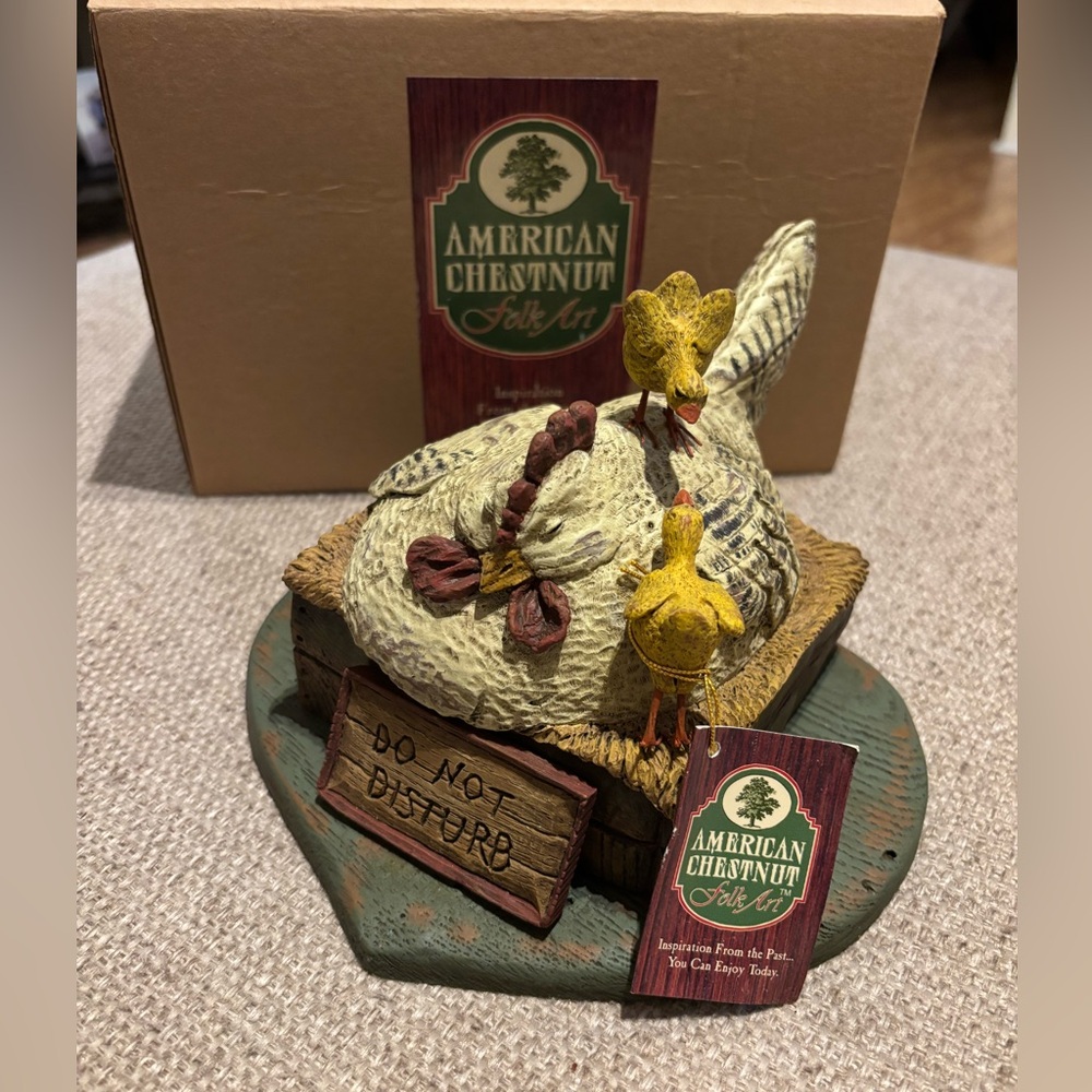 American Chestnut Folk Art AM2003 Pearl and Chicks Hen and Chicks